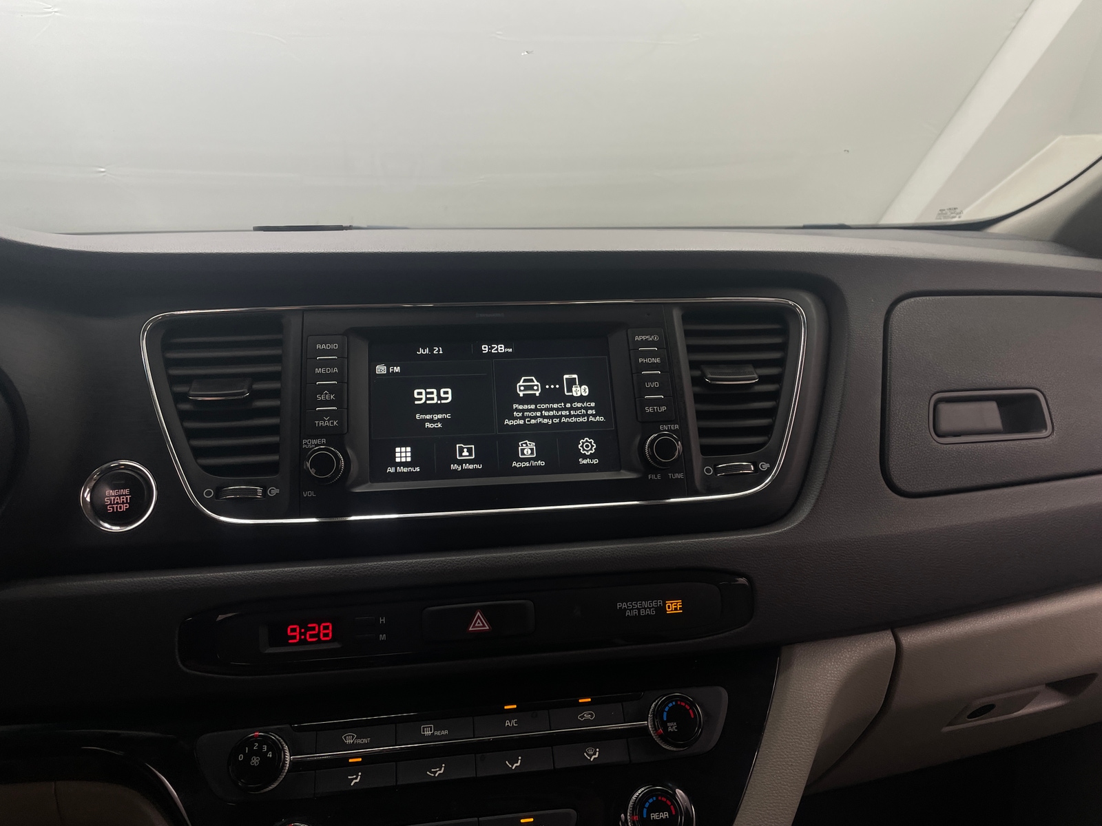 Thumbnail: 2017 Kia Sedona - 4