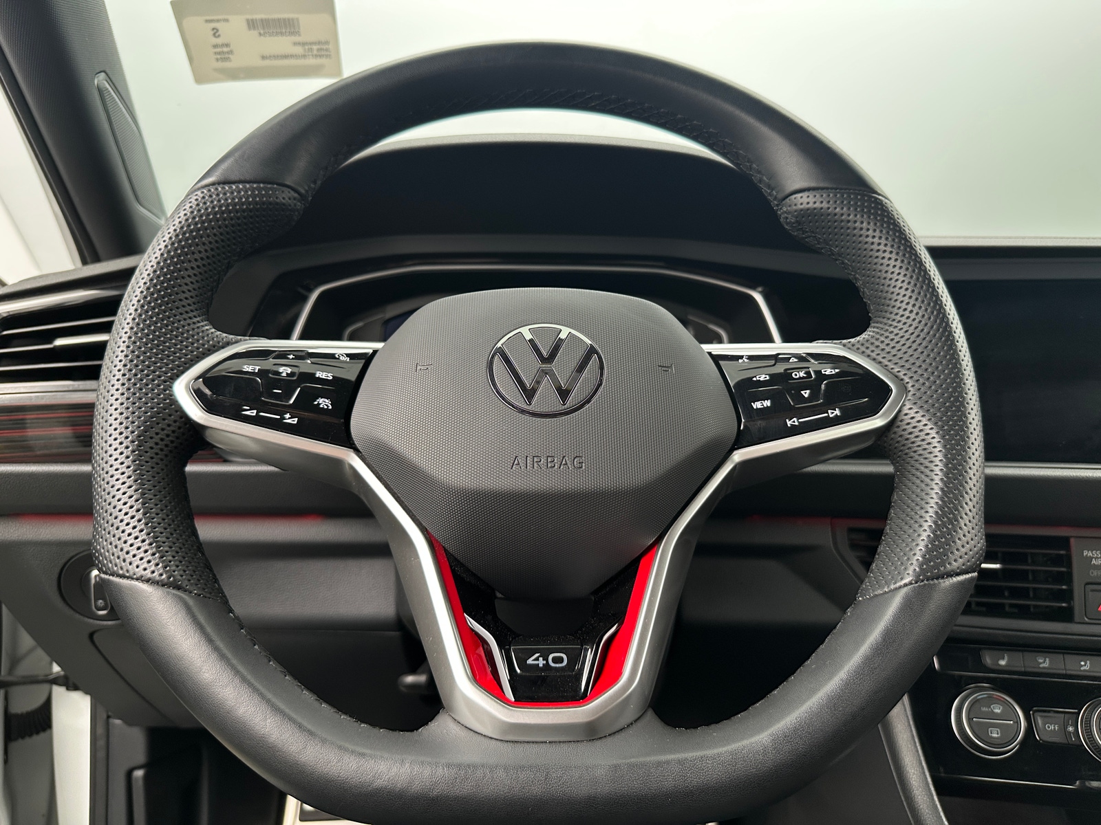 Thumbnail: 2024 Volkswagen Jetta - 5