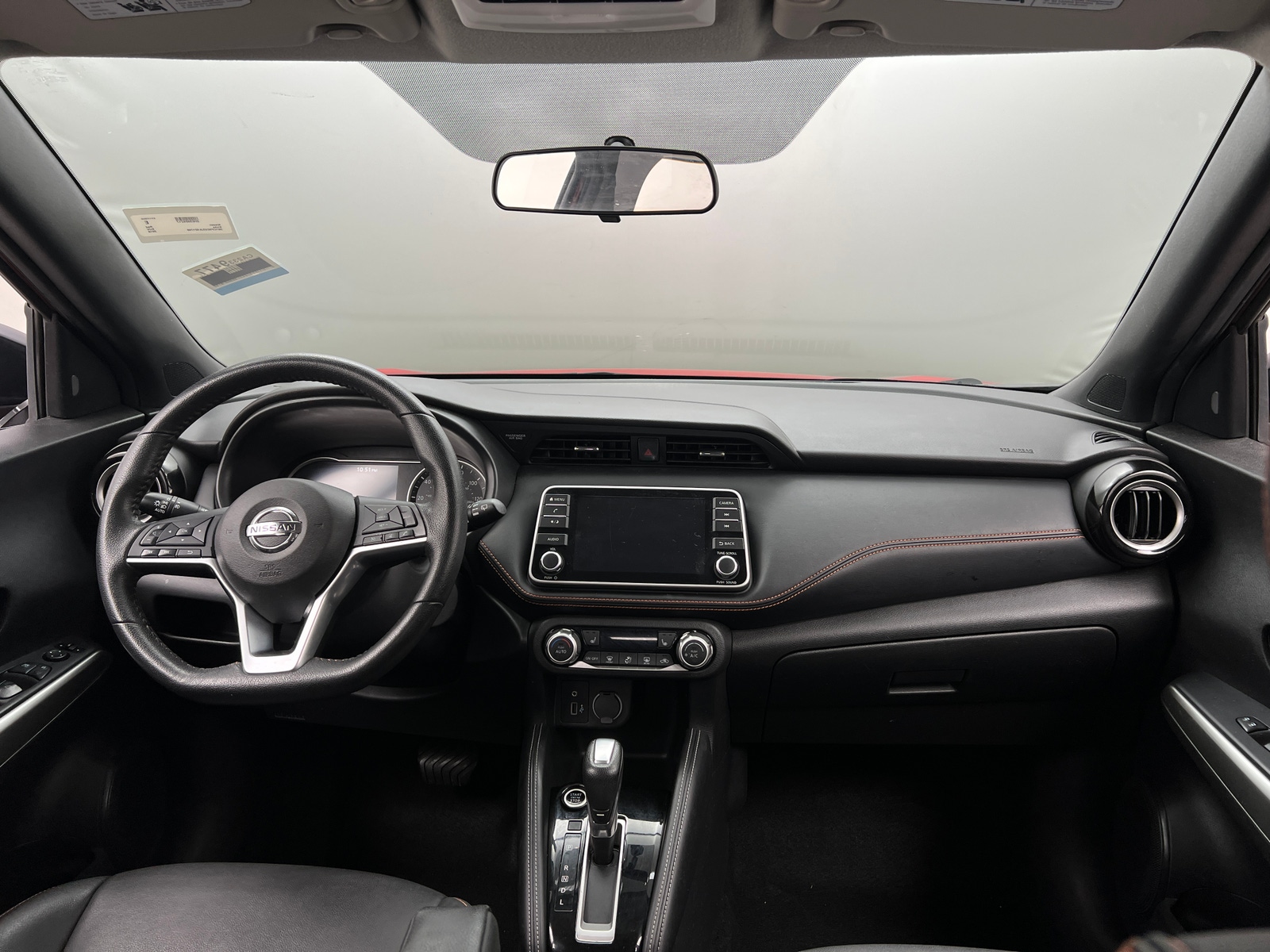 Thumbnail: 2018 Nissan Kicks - 3