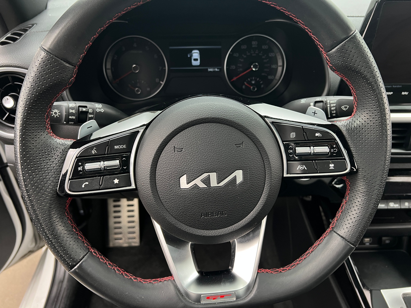 Thumbnail: 2023 Kia Forte - 5