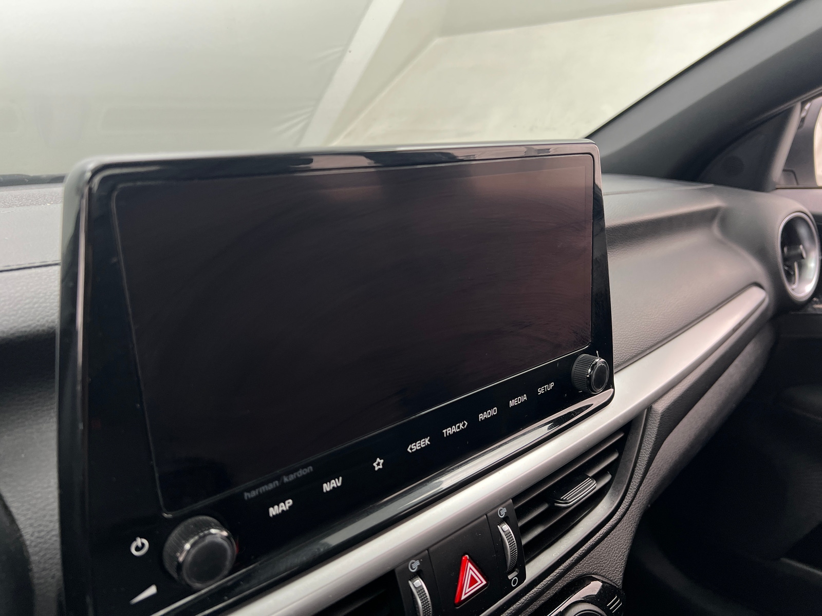Thumbnail: 2023 Kia Forte - 4