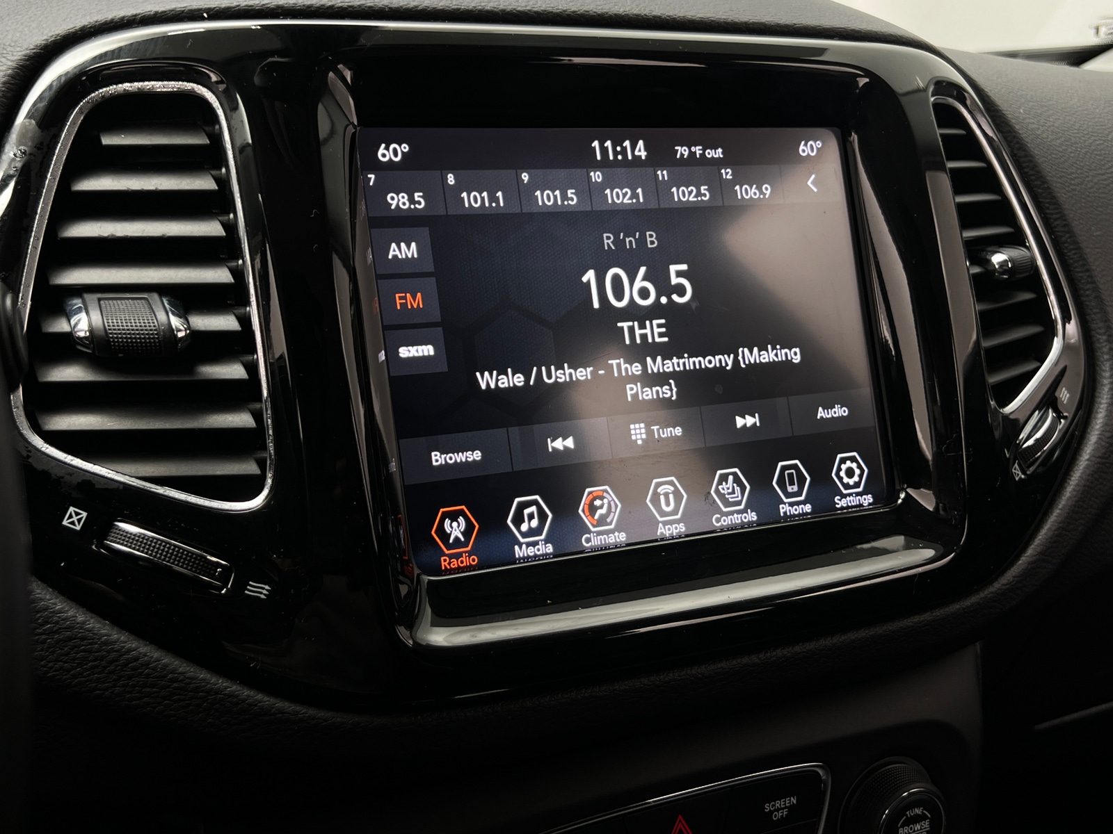 Thumbnail: 2018 Jeep Compass - 3