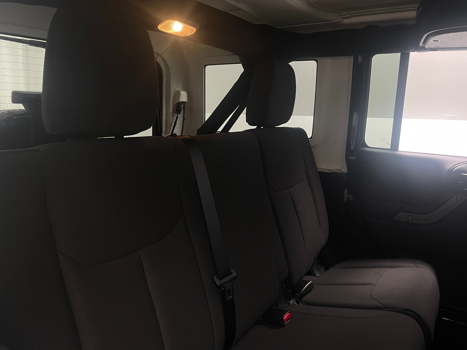 Thumbnail: 2017 Jeep Wrangler - 6