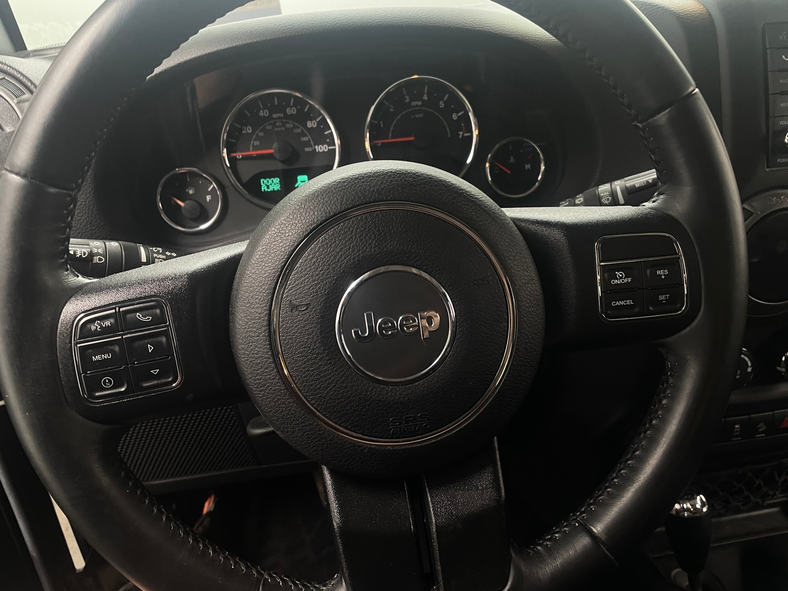 Thumbnail: 2017 Jeep Wrangler - 5