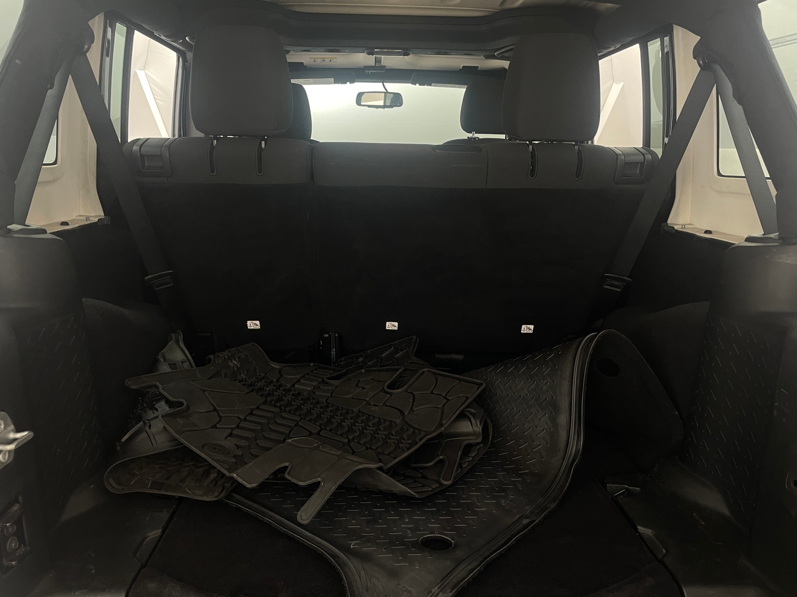 Thumbnail: 2017 Jeep Wrangler - 7