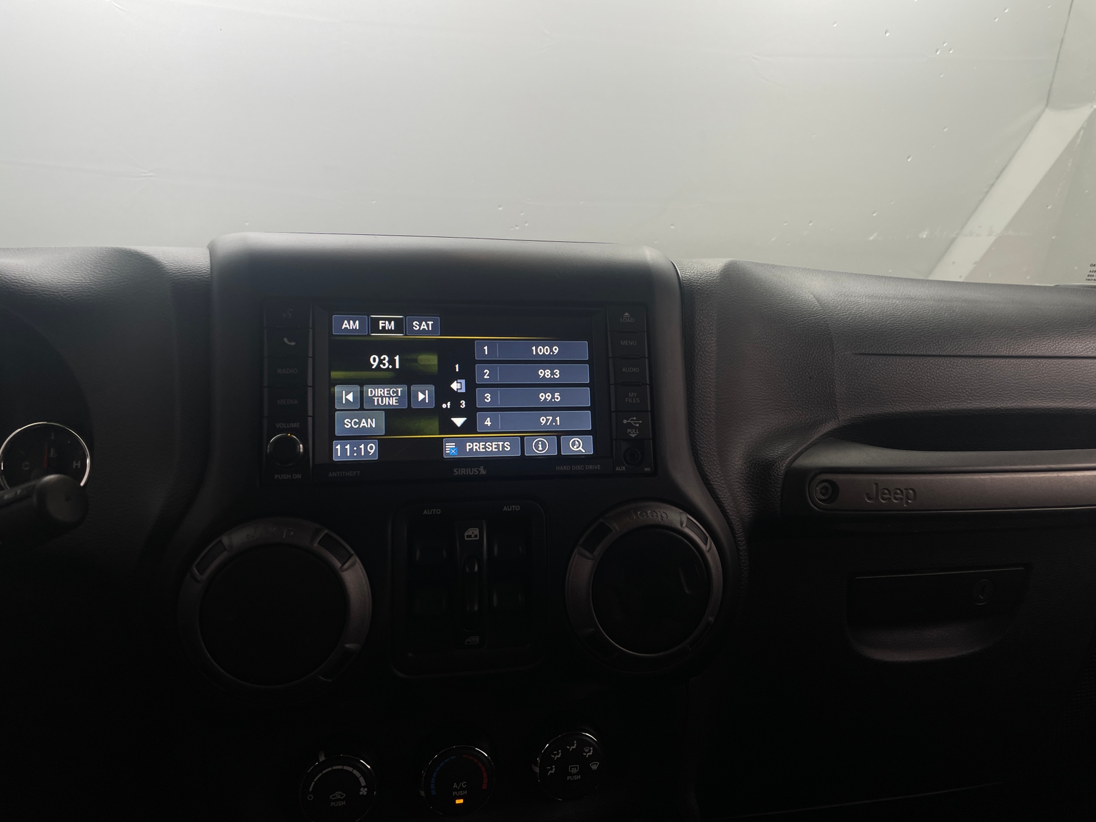 Thumbnail: 2017 Jeep Wrangler - 4
