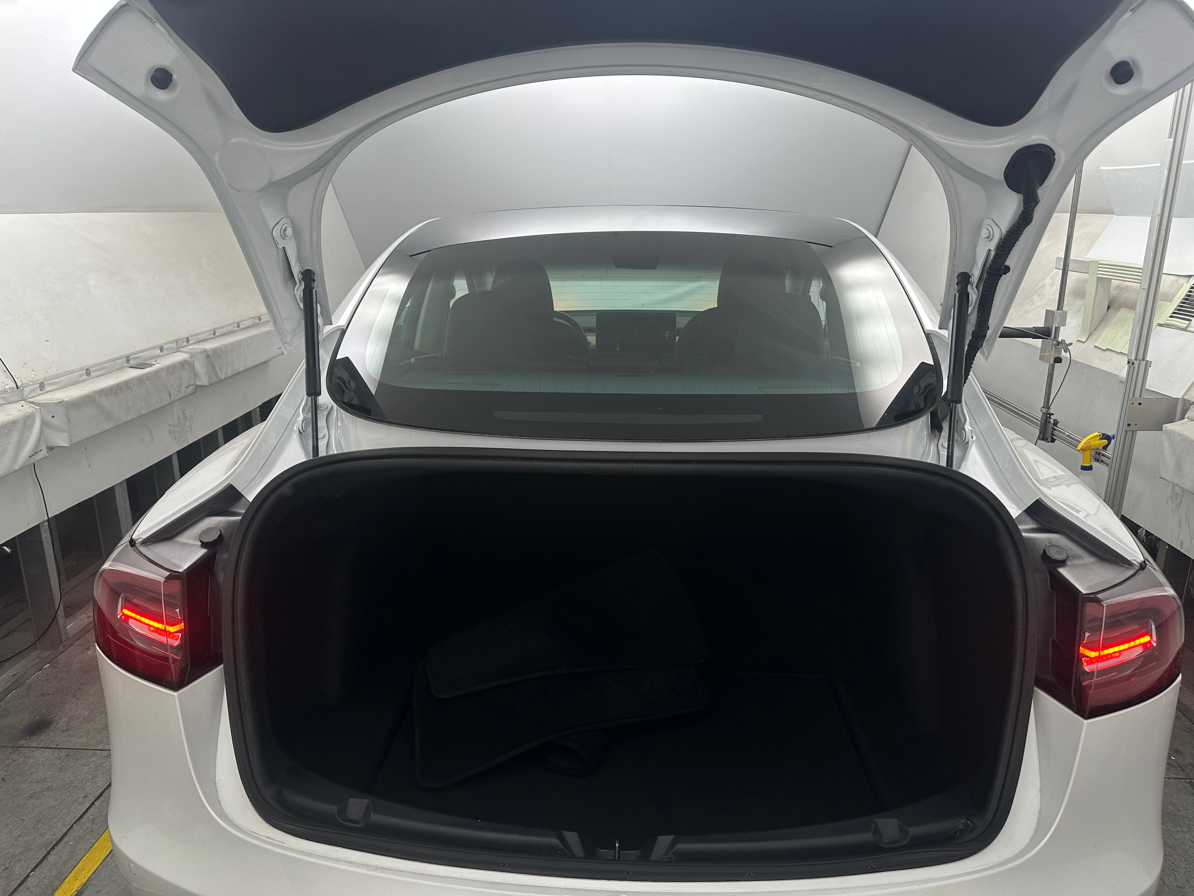 Thumbnail: 2020 Tesla Model 3 - 6