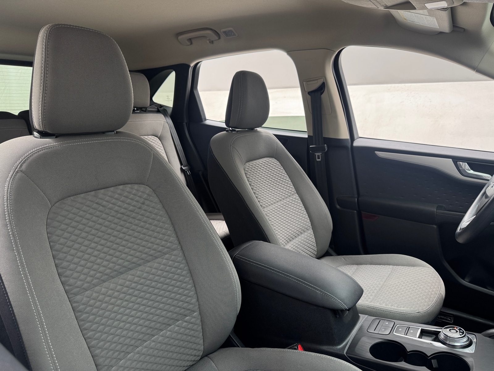 Thumbnail: 2020 Ford Escape - 2