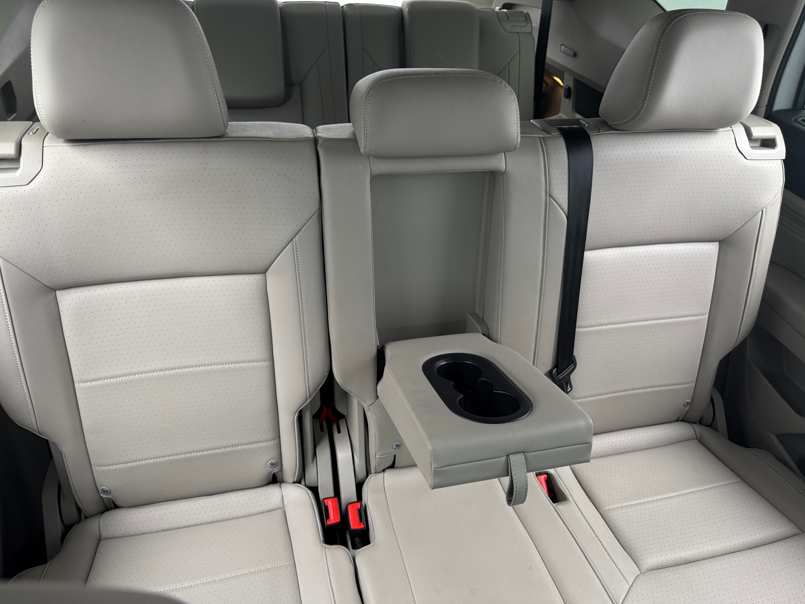 Thumbnail: 2021 Volkswagen Atlas - 5