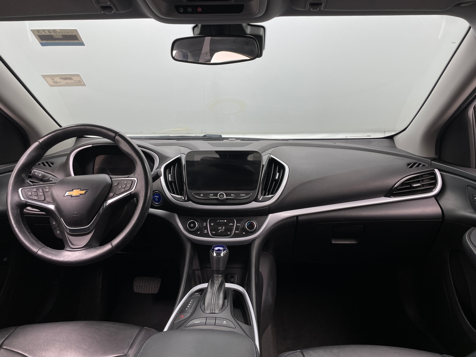 Thumbnail: 2017 Chevrolet Volt - 2