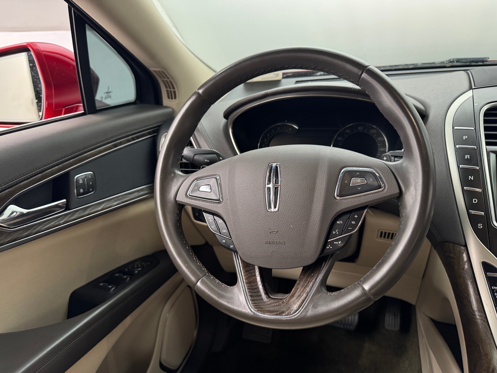 Thumbnail: 2018 Lincoln MKX - 4