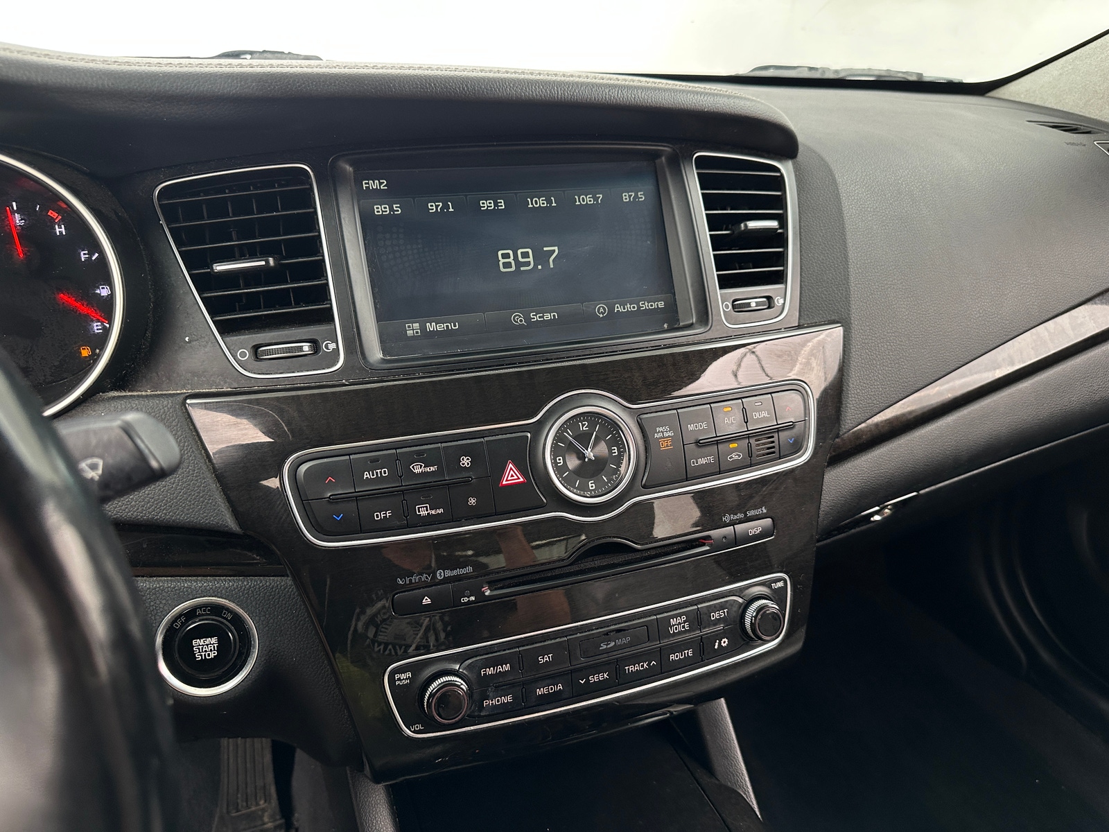 Thumbnail: 2014 Kia Cadenza - 3