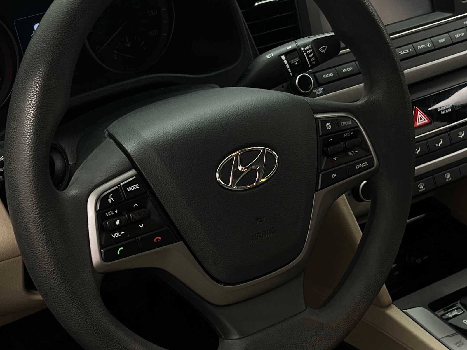 Thumbnail: 2018 Hyundai Elantra - 5