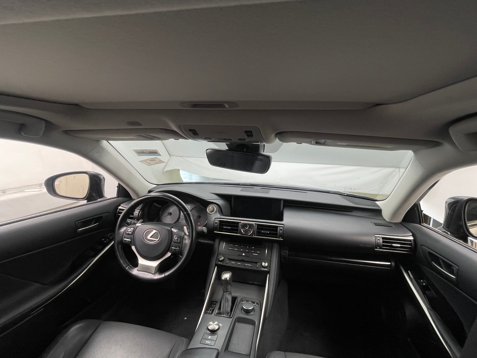 Thumbnail: 2019 Lexus IS - 2