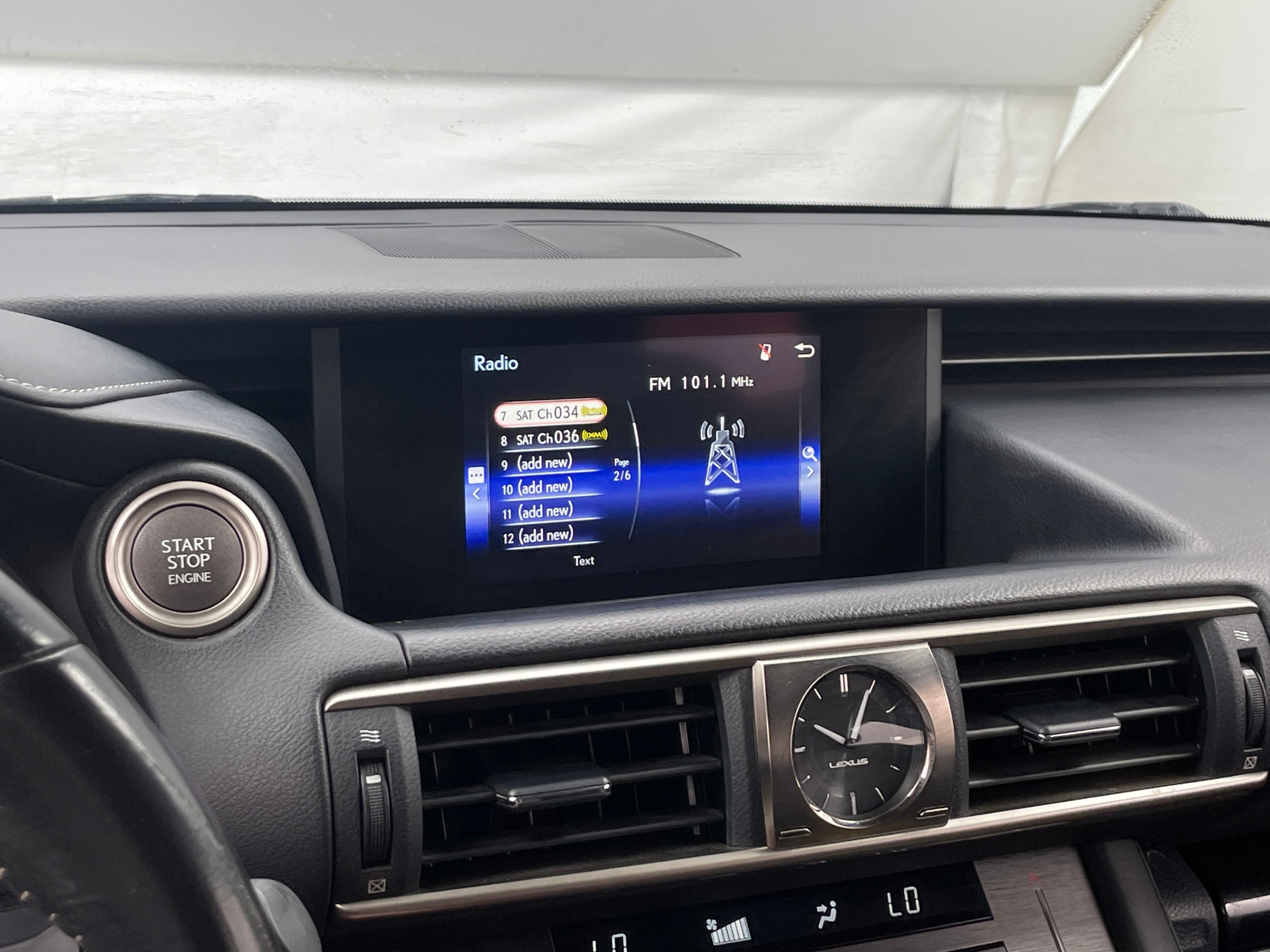 Thumbnail: 2019 Lexus IS - 3