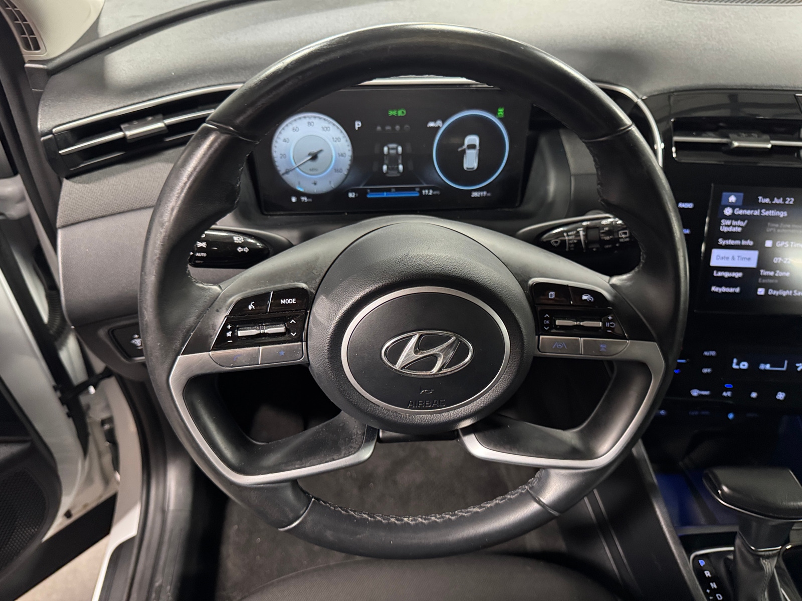 Thumbnail: 2022 Hyundai Tucson - 5