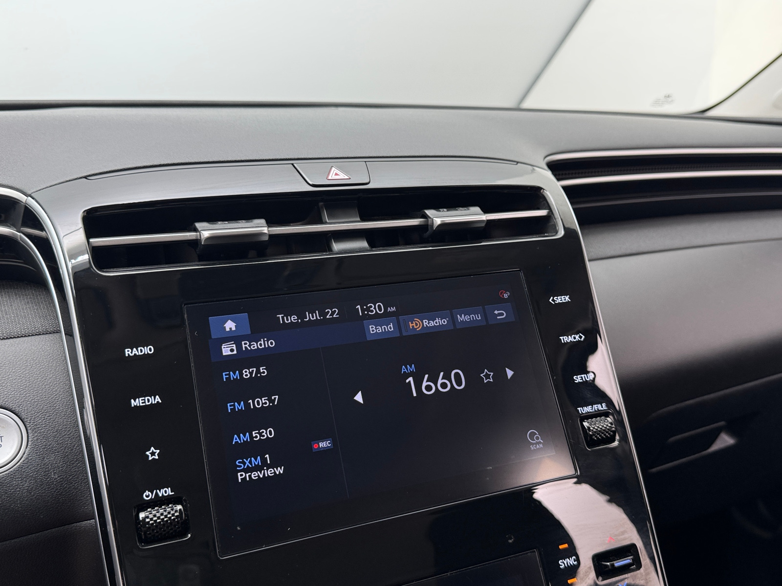 Thumbnail: 2022 Hyundai Tucson - 4