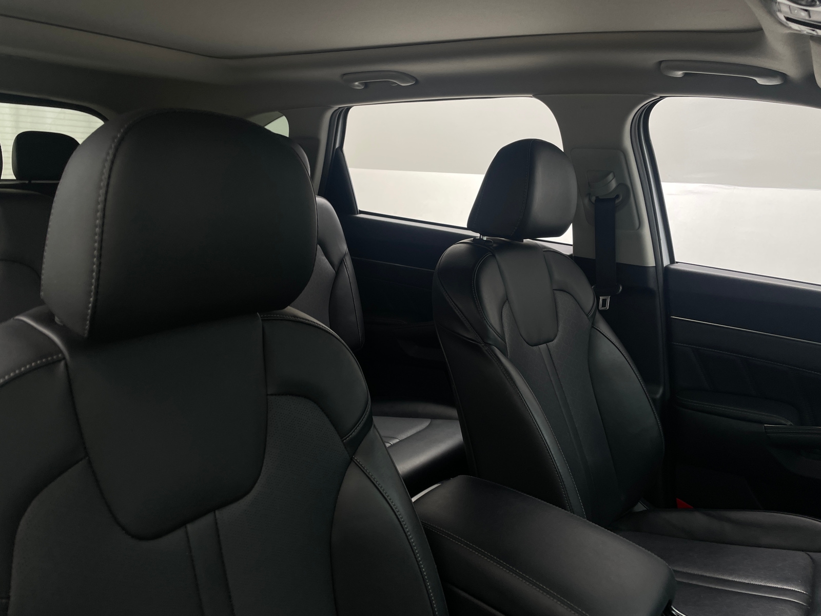 Thumbnail: 2021 Kia Sorento - 2