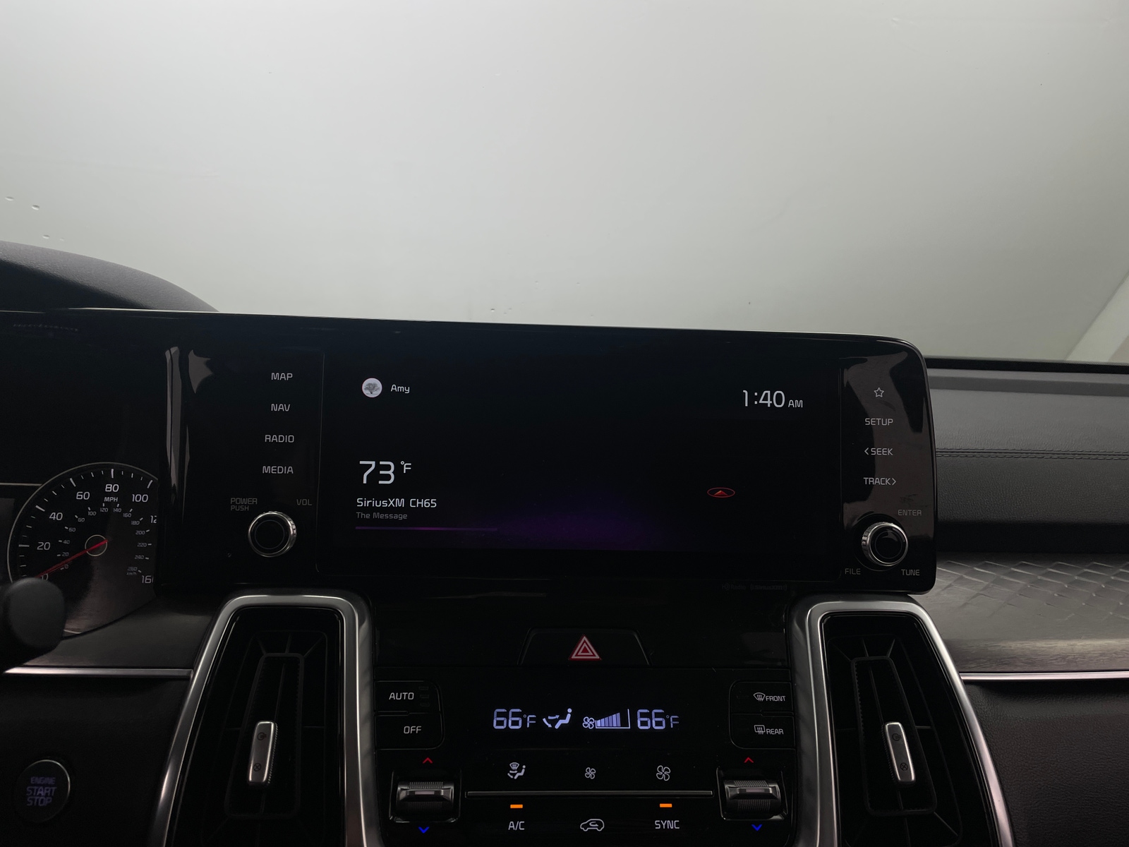 Thumbnail: 2021 Kia Sorento - 4