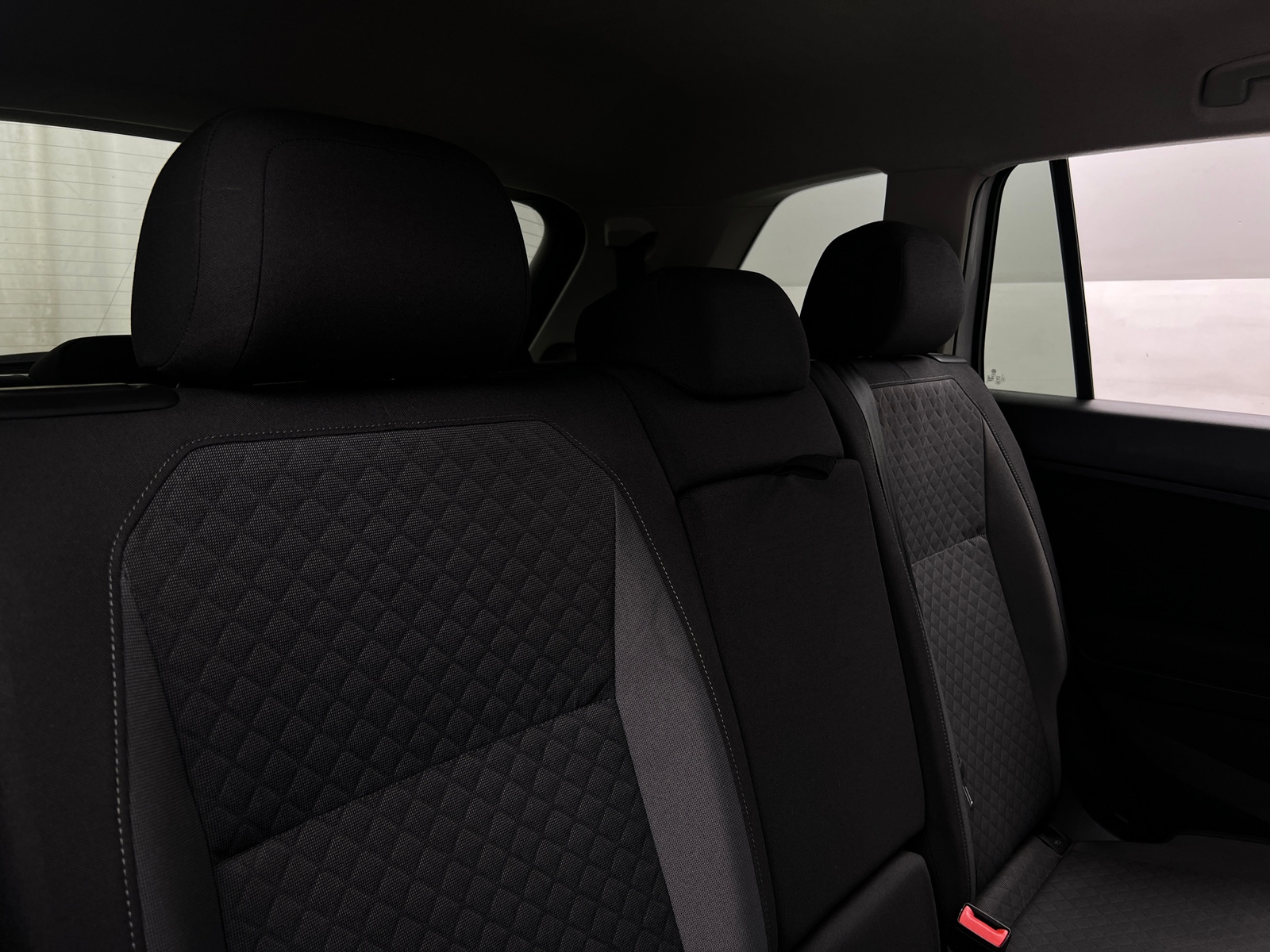 Thumbnail: 2019 Volkswagen Tiguan - 6
