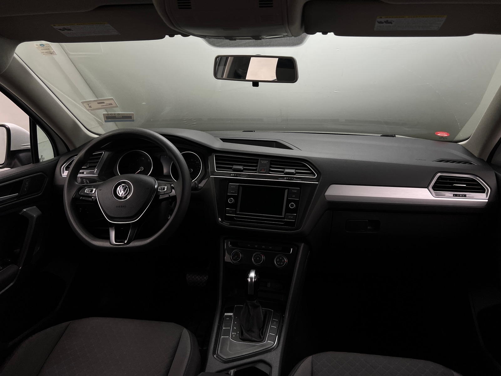 Thumbnail: 2019 Volkswagen Tiguan - 3