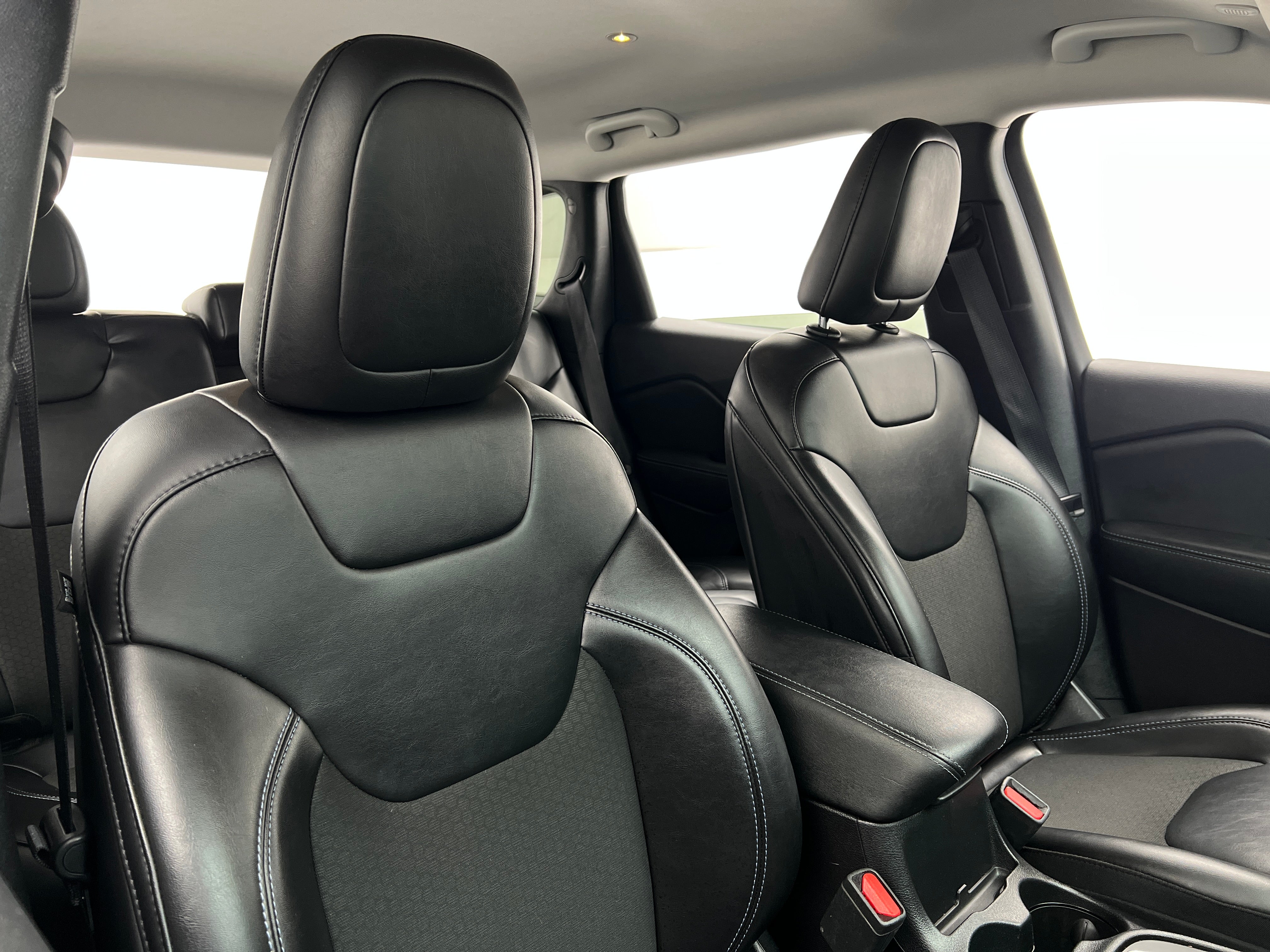 2020 Jeep Cherokee