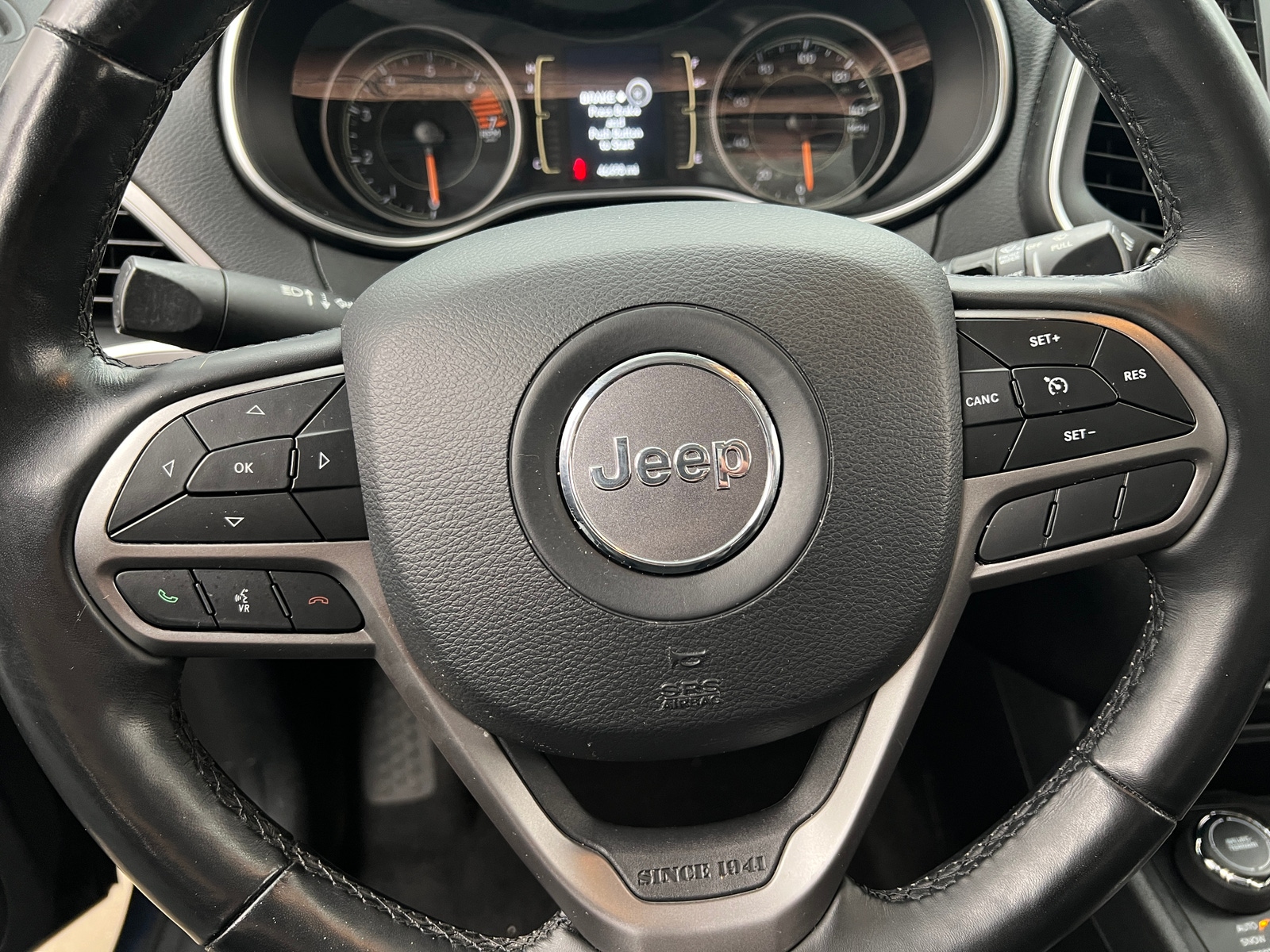 Thumbnail: 2020 Jeep Cherokee - 5