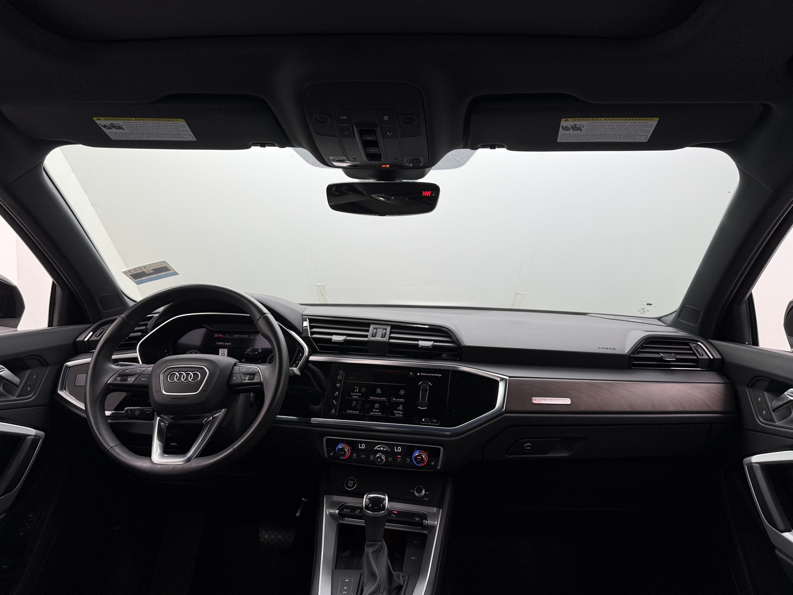 Thumbnail: 2023 Audi Q3 - 2