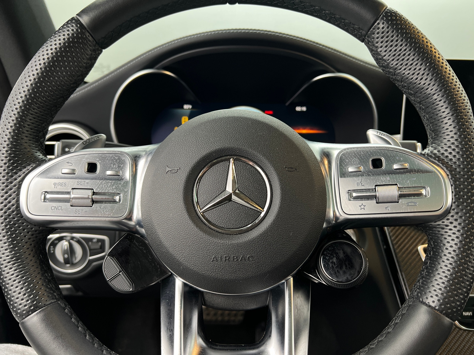 Thumbnail: 2020 Mercedes-Benz C-Class - 3