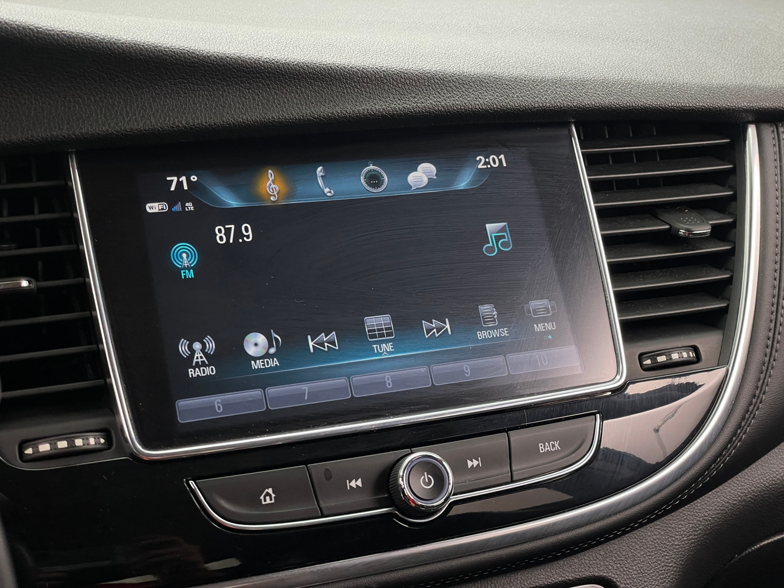 Thumbnail: 2018 Buick Encore - 3