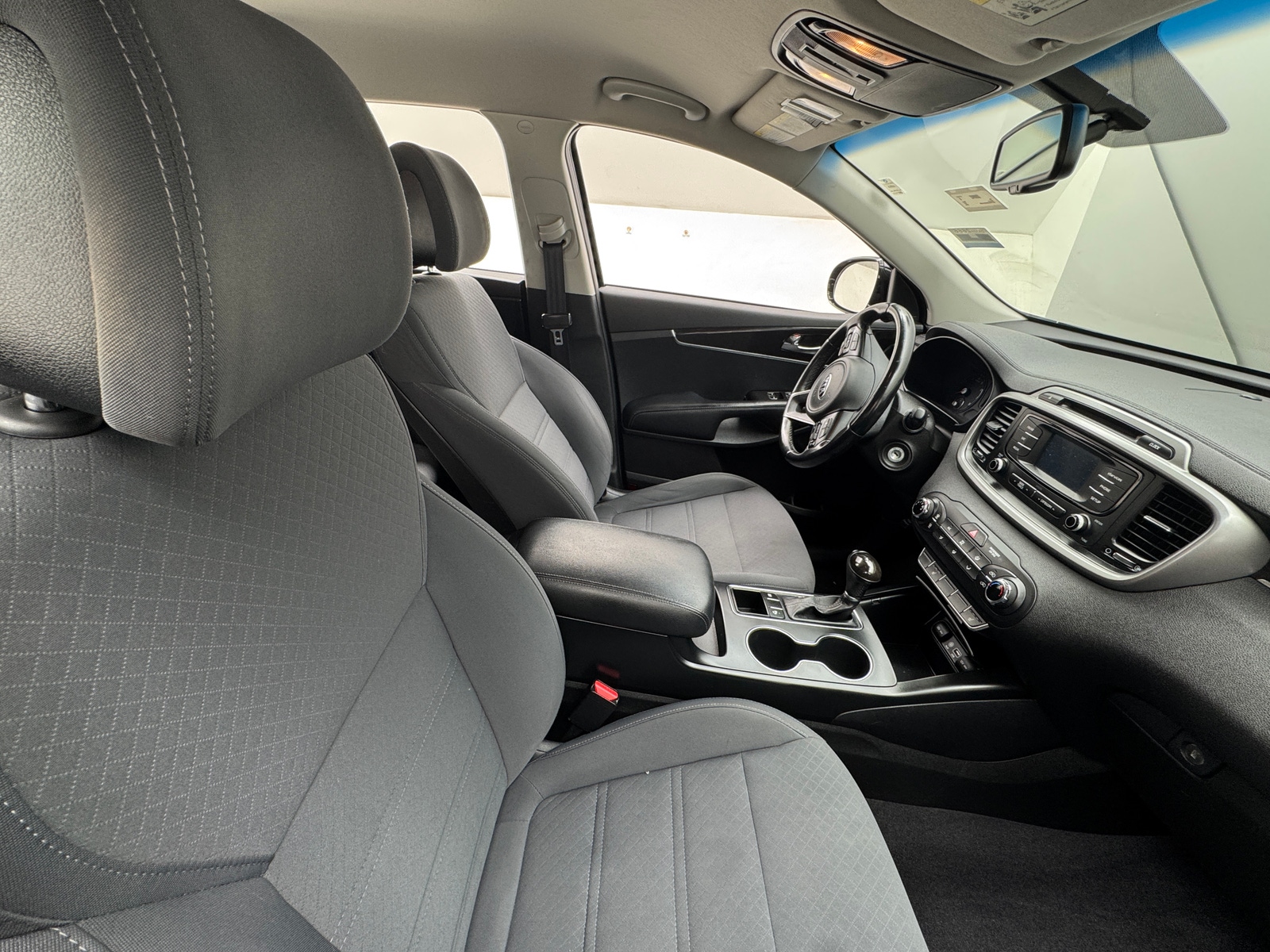 Thumbnail: 2016 Kia Sorento - 2