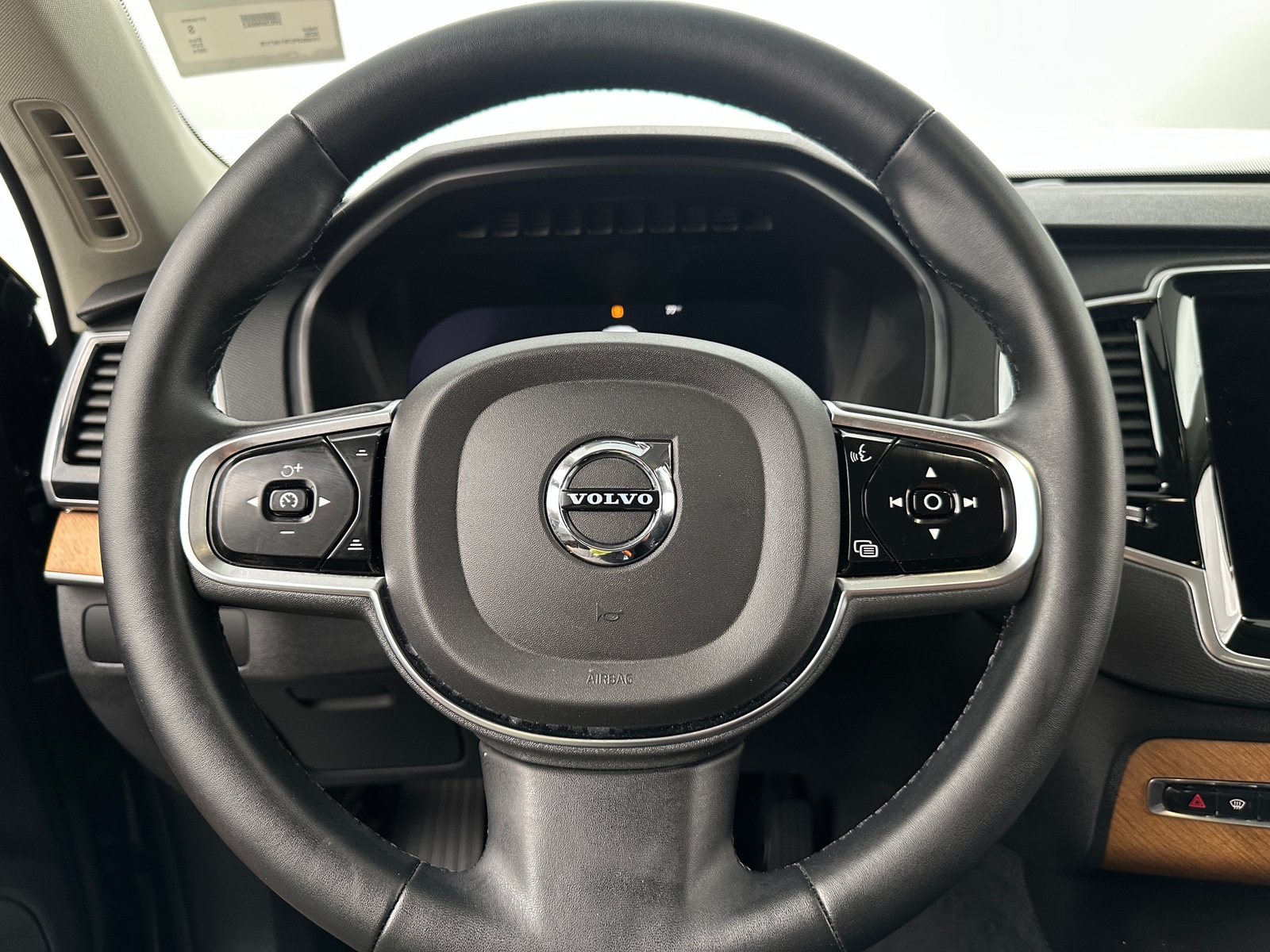 Thumbnail: 2024 Volvo XC90 - 4
