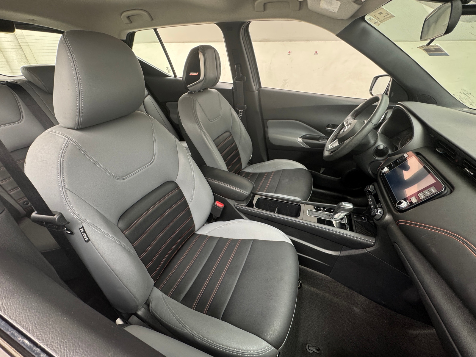 Thumbnail: 2021 Nissan Kicks - 2