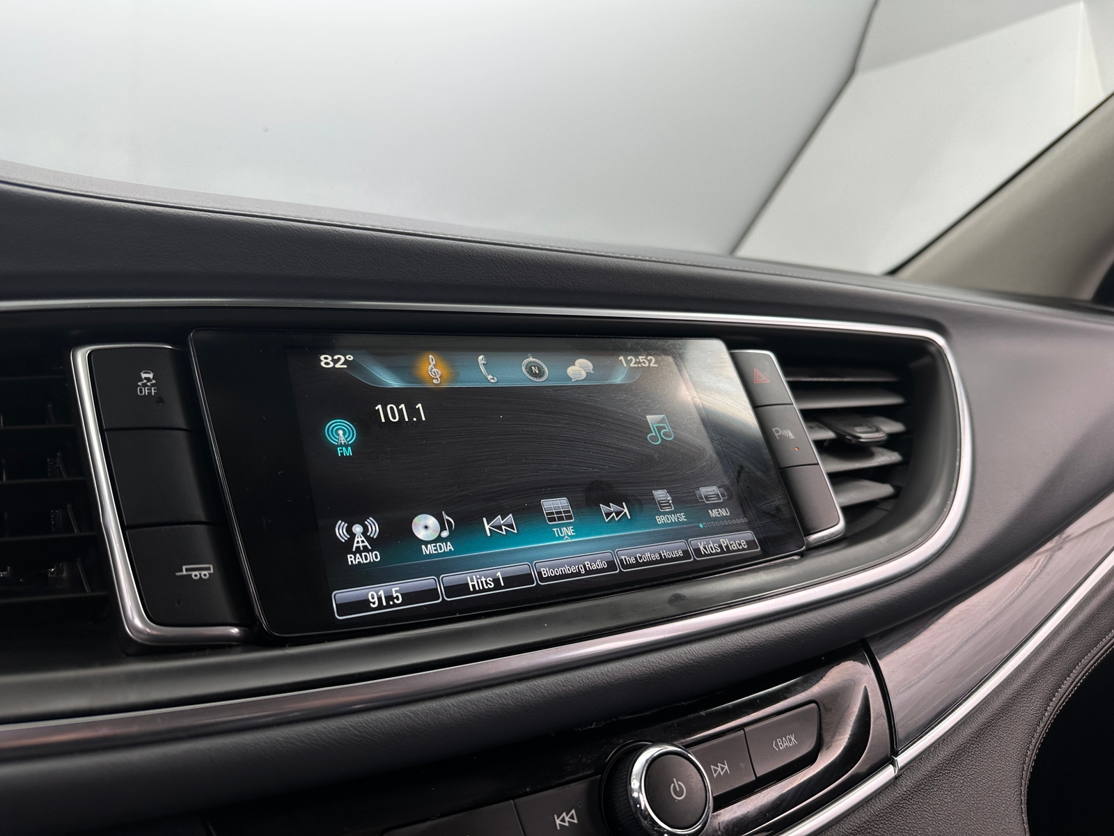 Thumbnail: 2018 Buick Enclave - 3