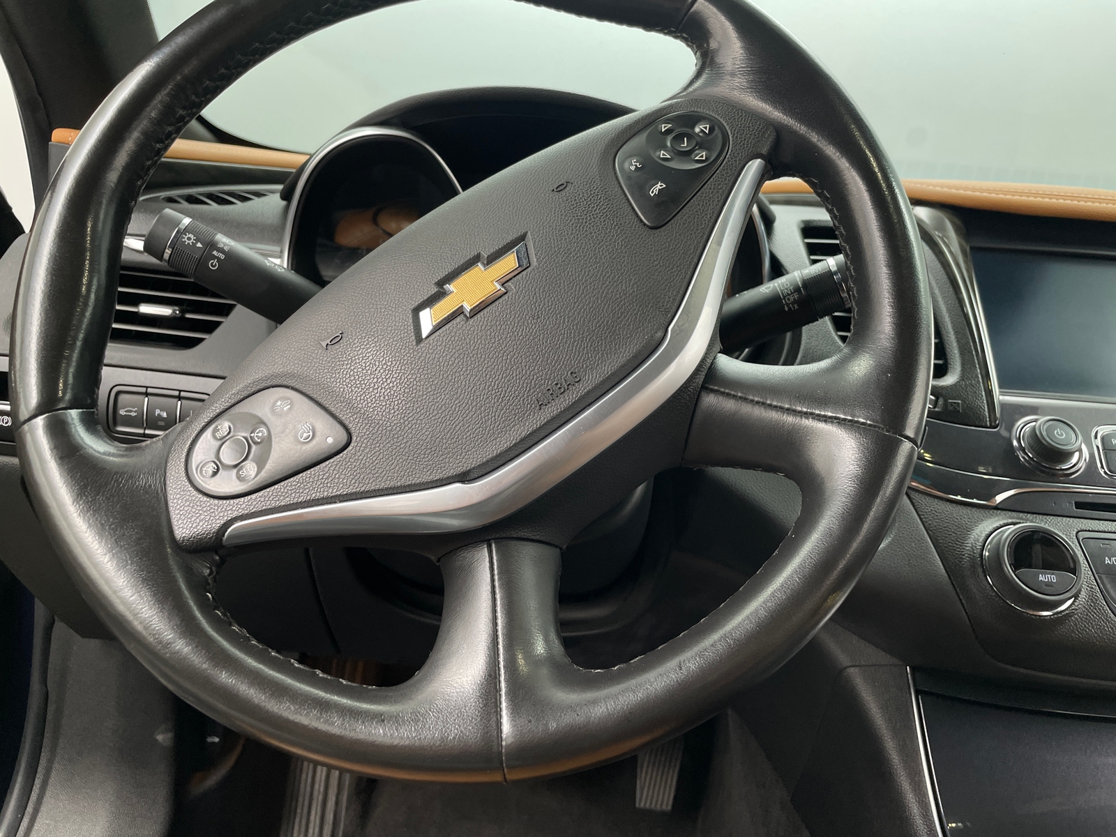 Thumbnail: 2016 Chevrolet Impala - 4
