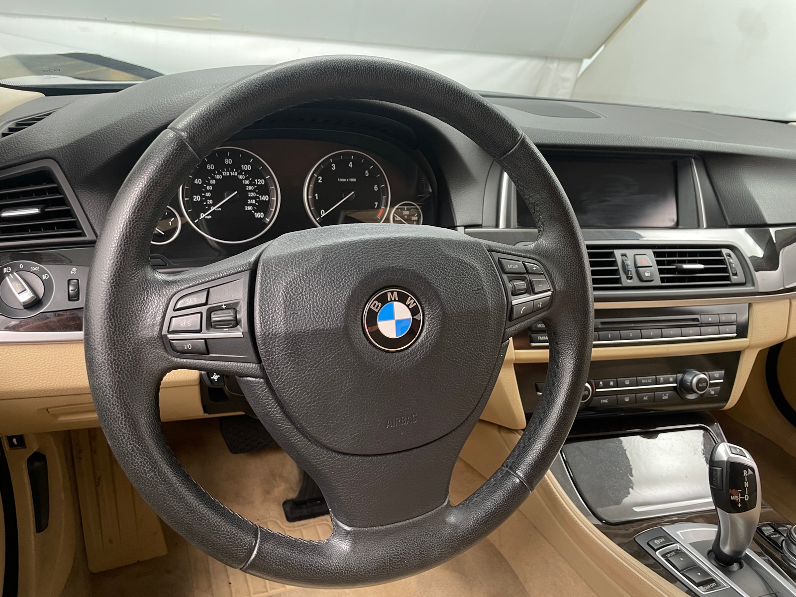 Thumbnail: 2014 BMW 5 Series - 4
