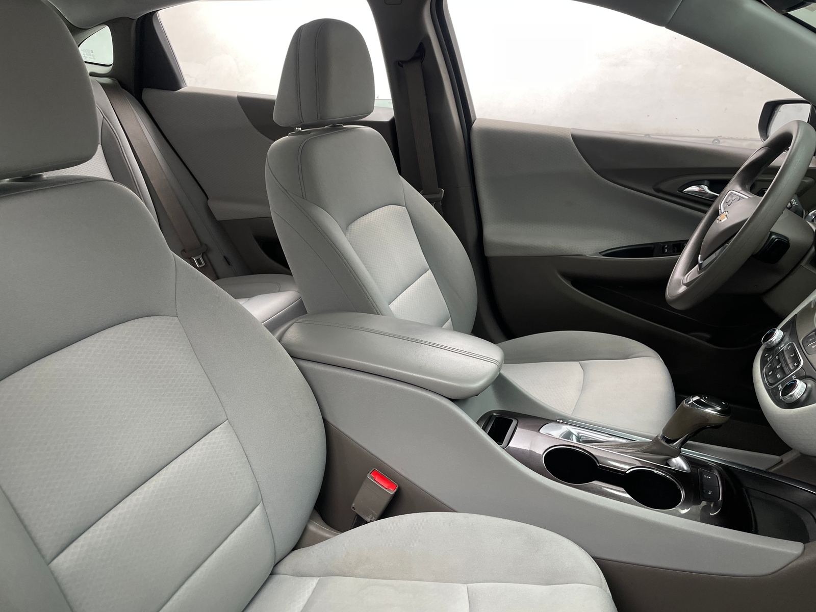 Thumbnail: 2020 Chevrolet Malibu - 2