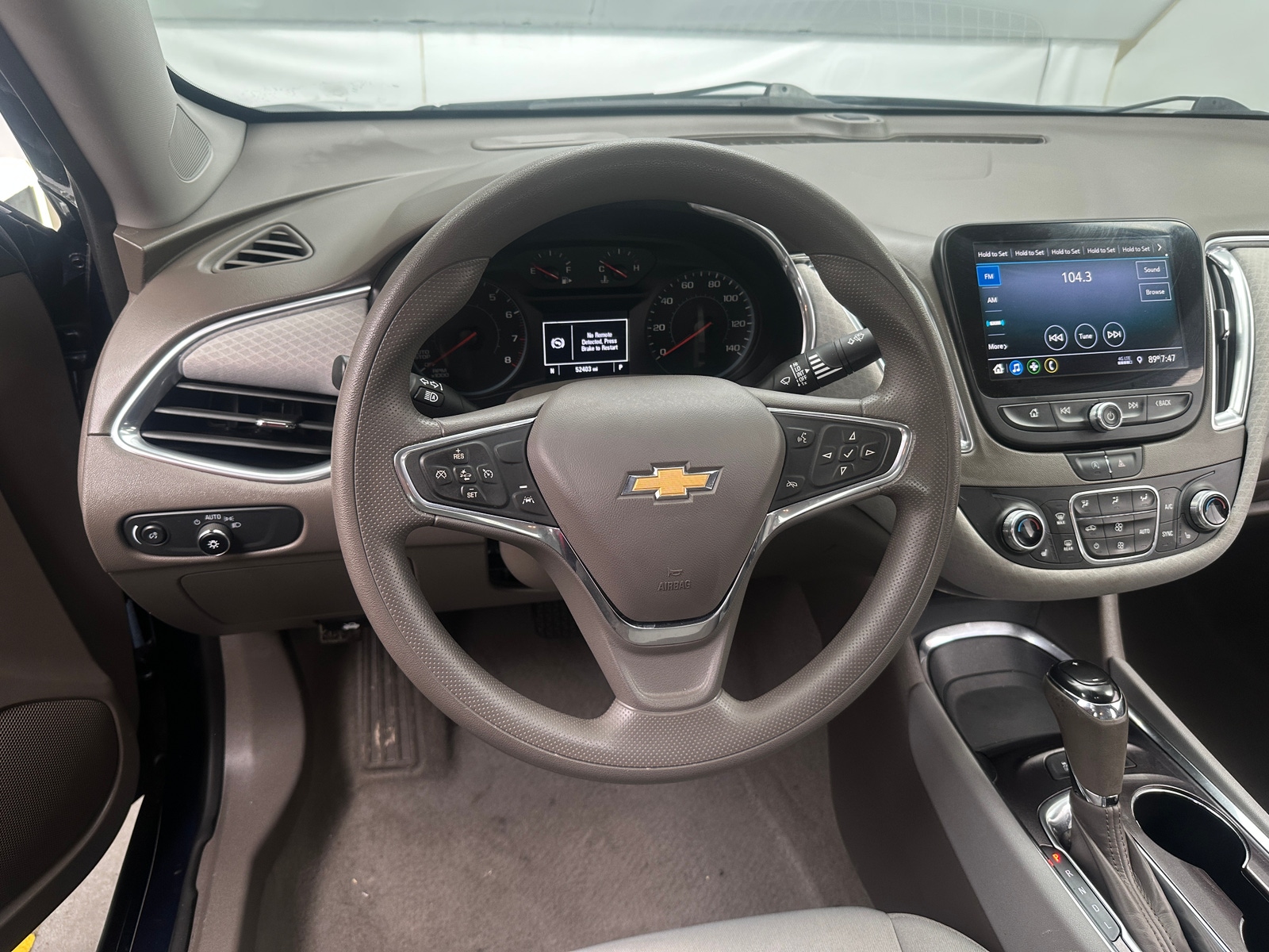 Thumbnail: 2020 Chevrolet Malibu - 5
