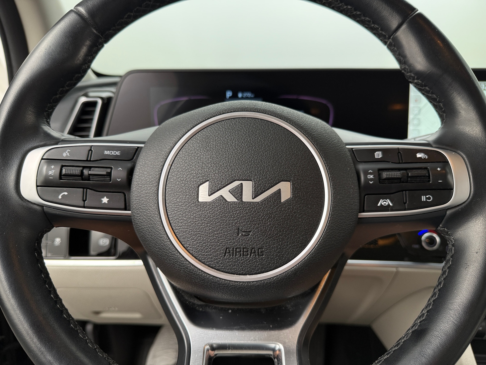 Thumbnail: 2023 Kia Sportage - 4
