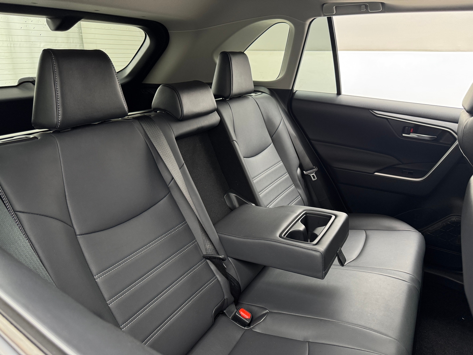 Thumbnail: 2021 Toyota RAV4 - 5