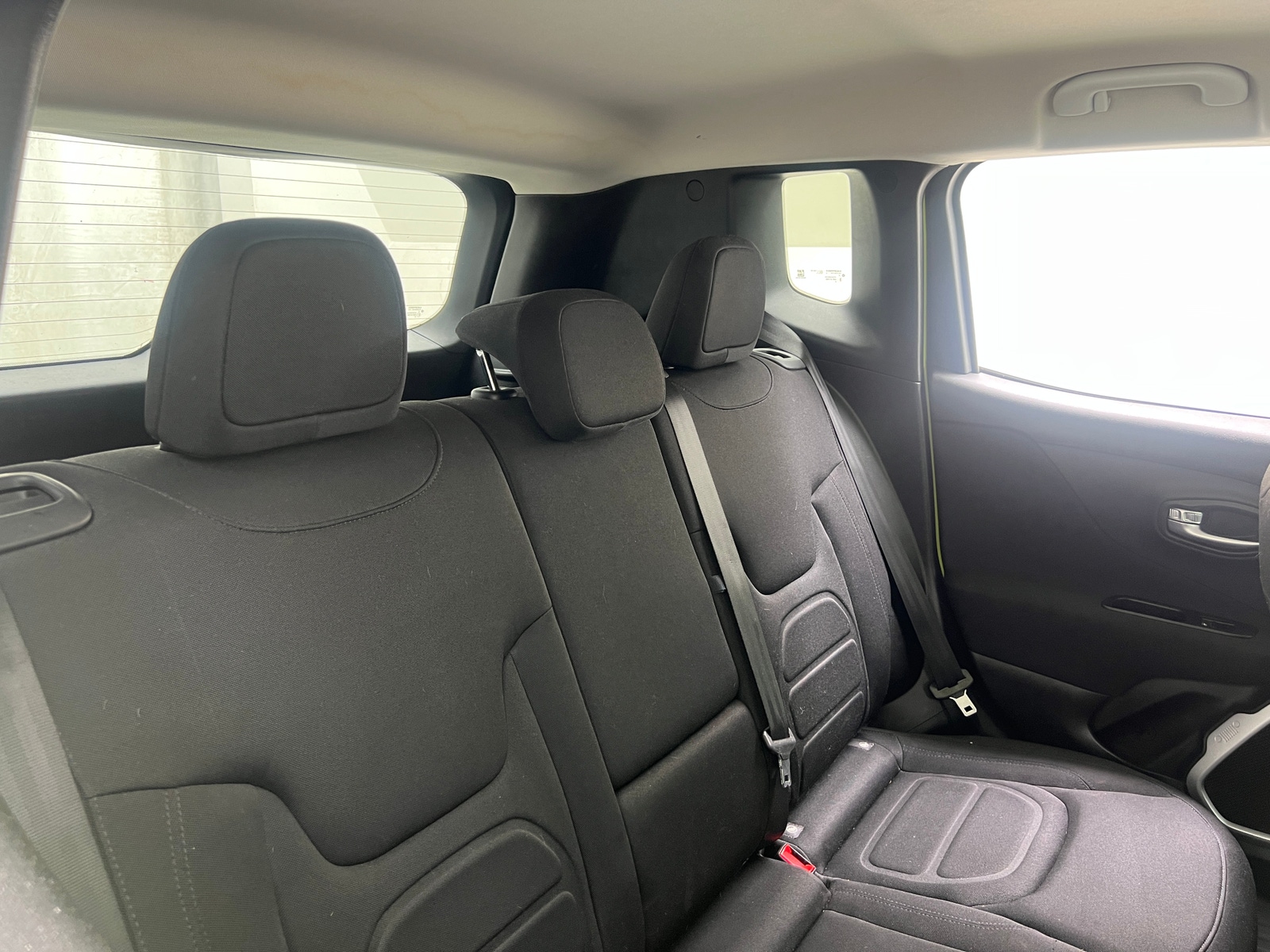 Thumbnail: 2018 Jeep Renegade - 6