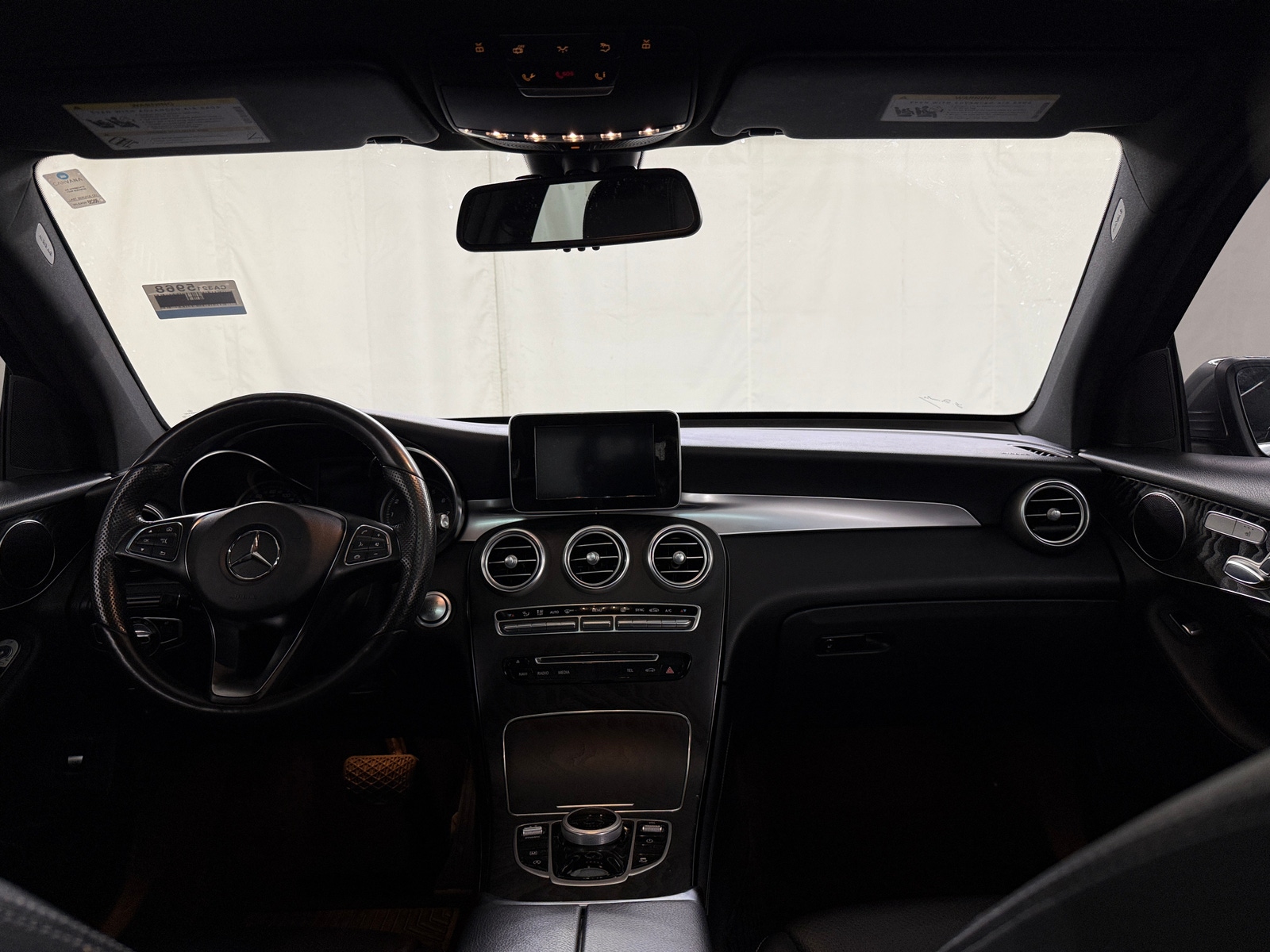 Thumbnail: 2018 Mercedes-Benz GLC - 2