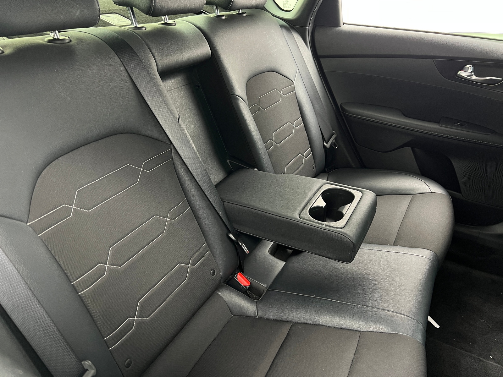 Thumbnail: 2021 Kia Forte - 6