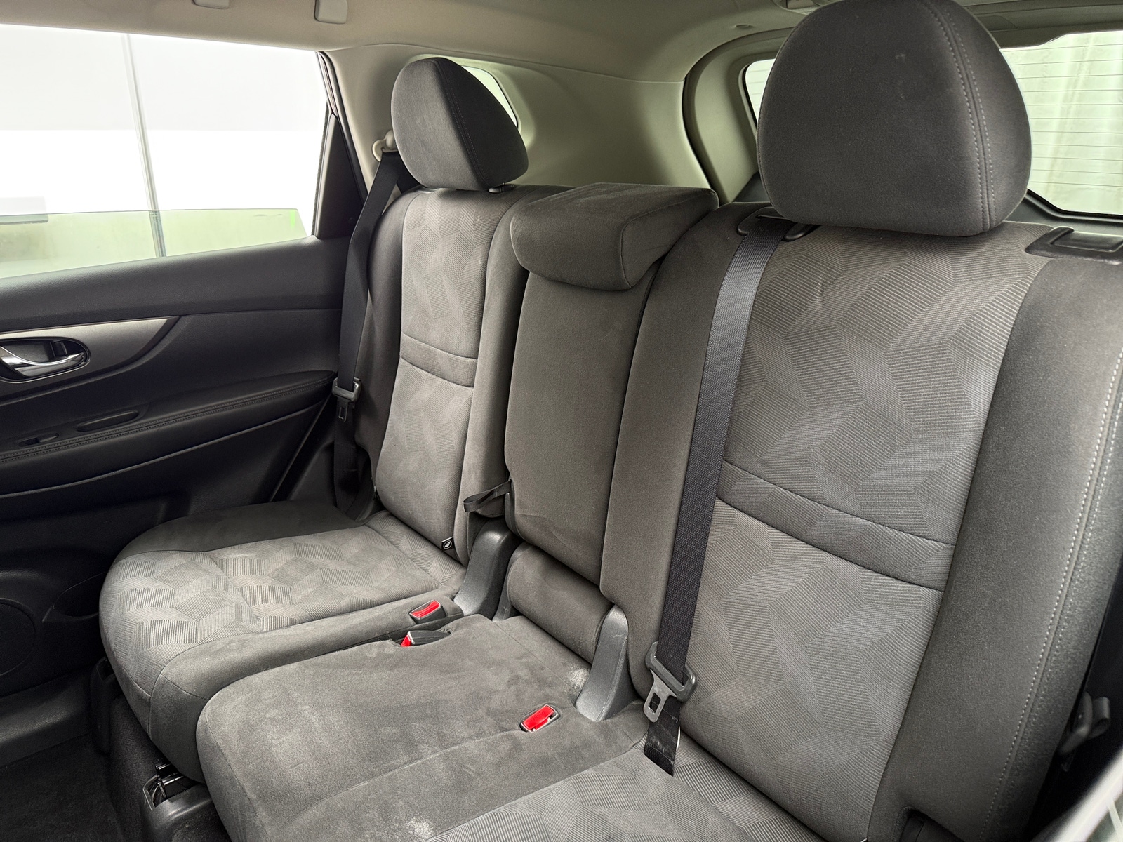 Thumbnail: 2016 Nissan Rogue - 6