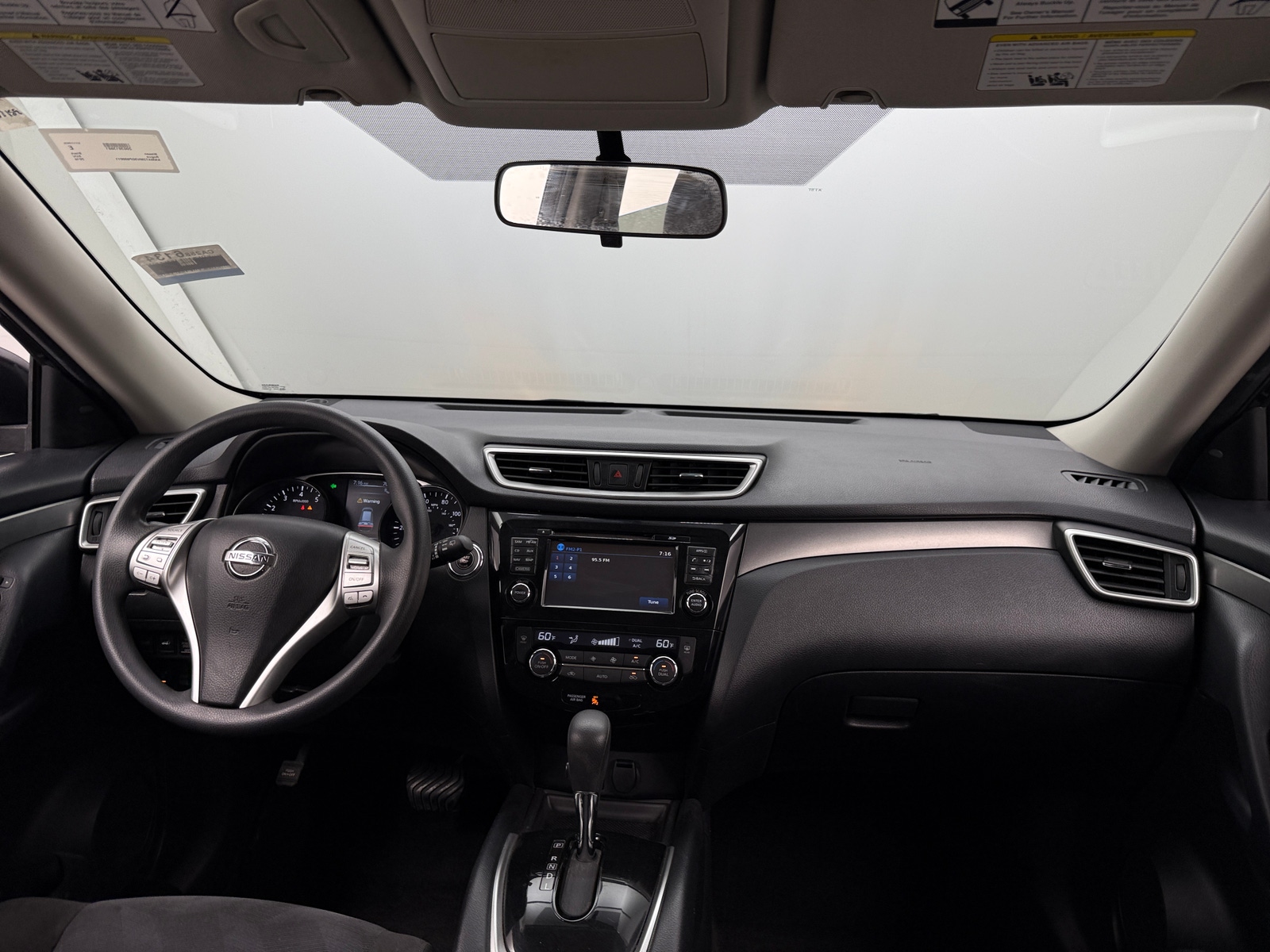 Thumbnail: 2016 Nissan Rogue - 3