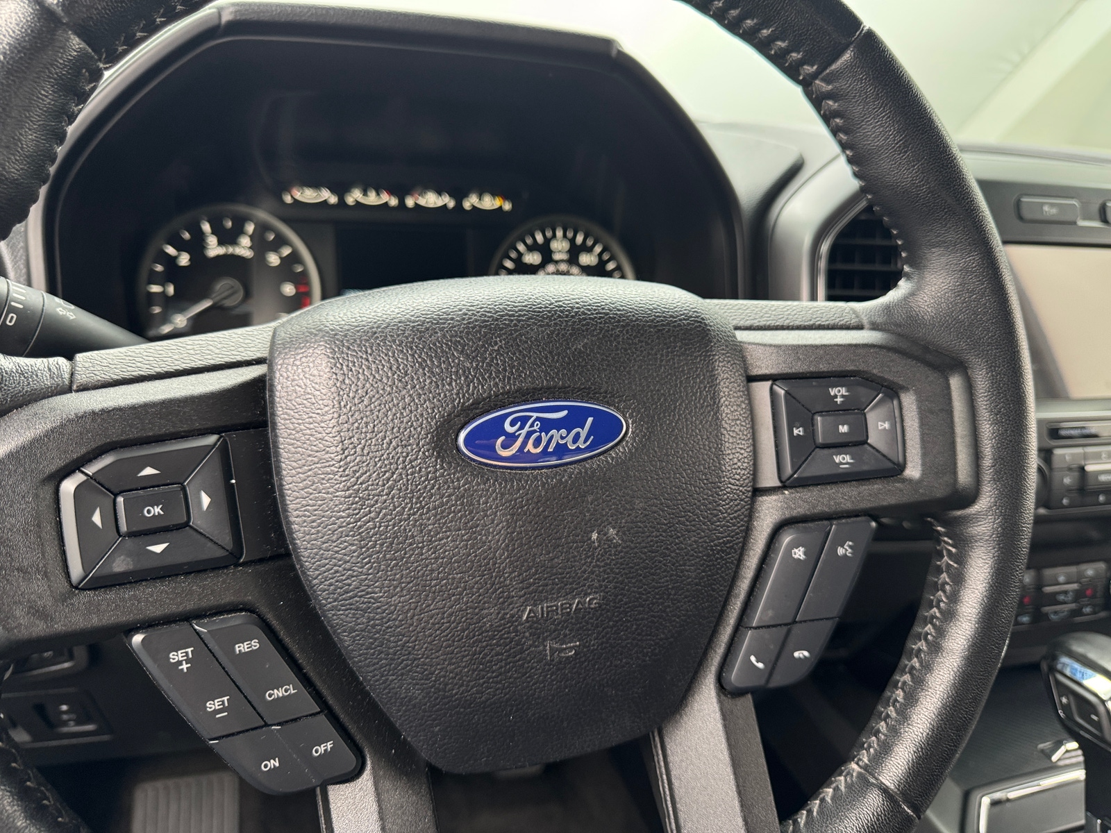 Thumbnail: 2020 Ford Econoline - 5