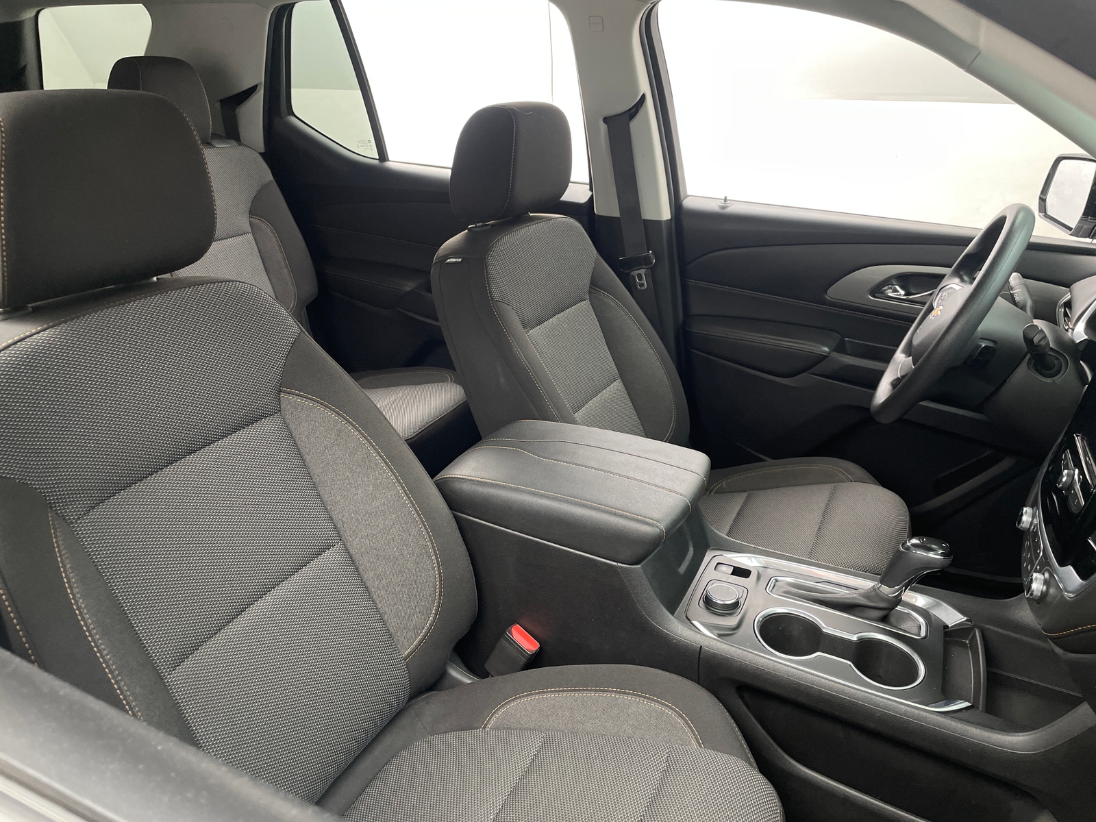 Thumbnail: 2020 Chevrolet Traverse - 2