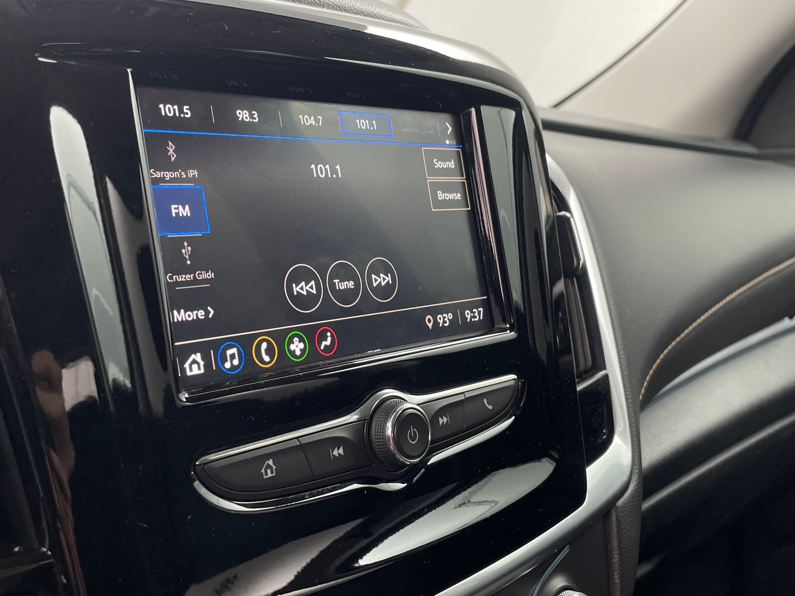 Thumbnail: 2020 Chevrolet Traverse - 4
