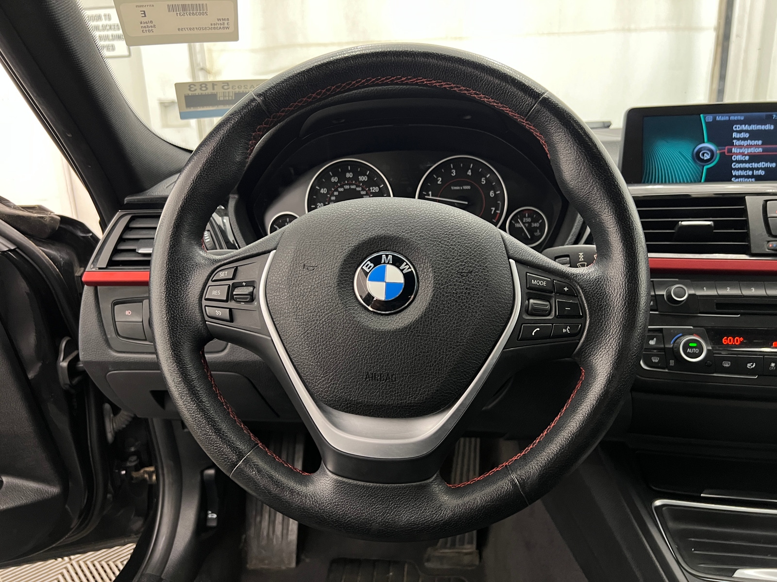 Thumbnail: 2013 BMW 3 Series - 4