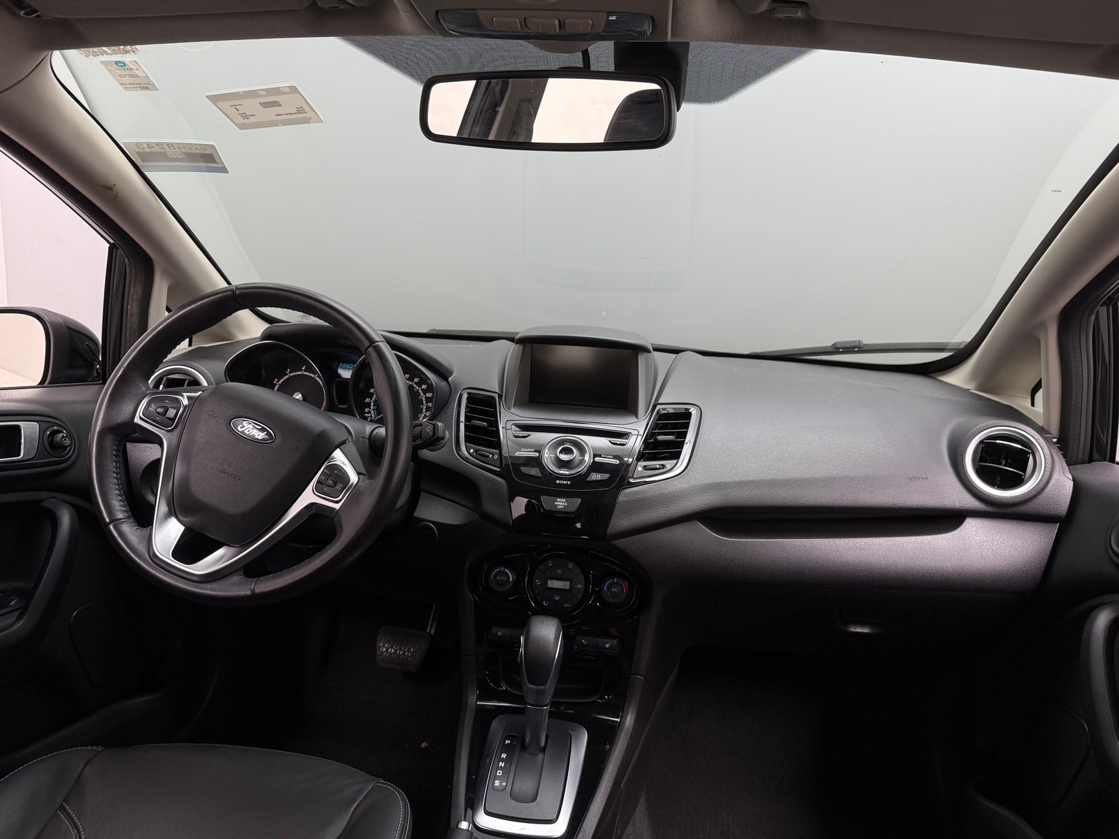 Thumbnail: 2015 Ford Fiesta - 2
